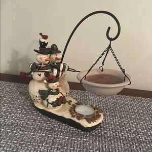 Adorable Snowman Family Tea Light Candle Holder with Wax Holder